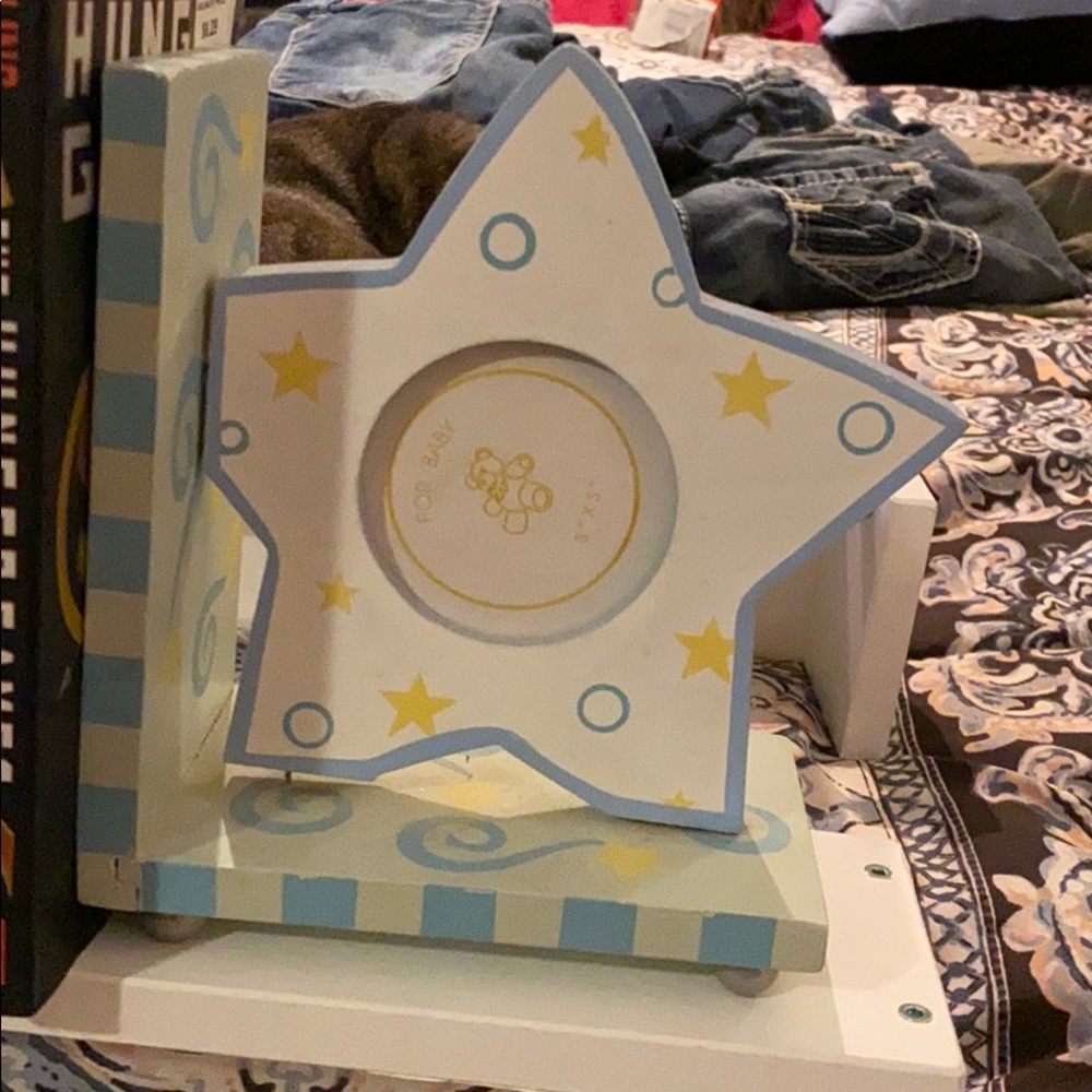 Book holder picture frames - Picture 2 of 3